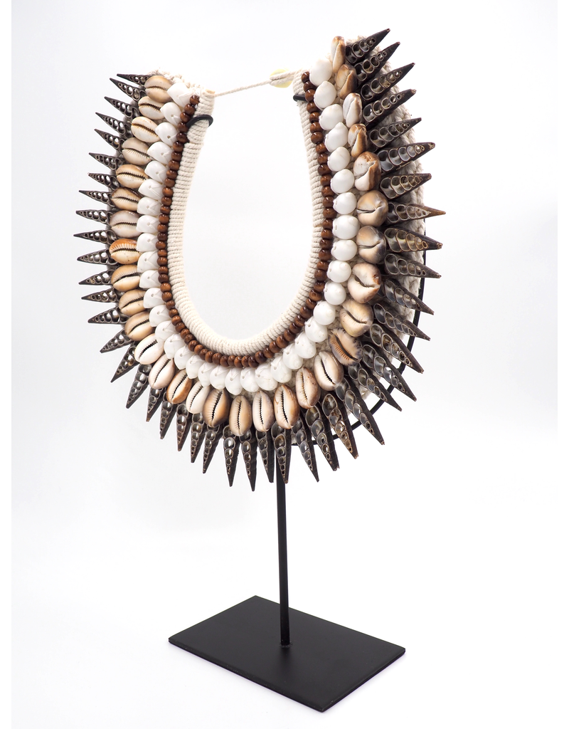NECKLACE ON STAND