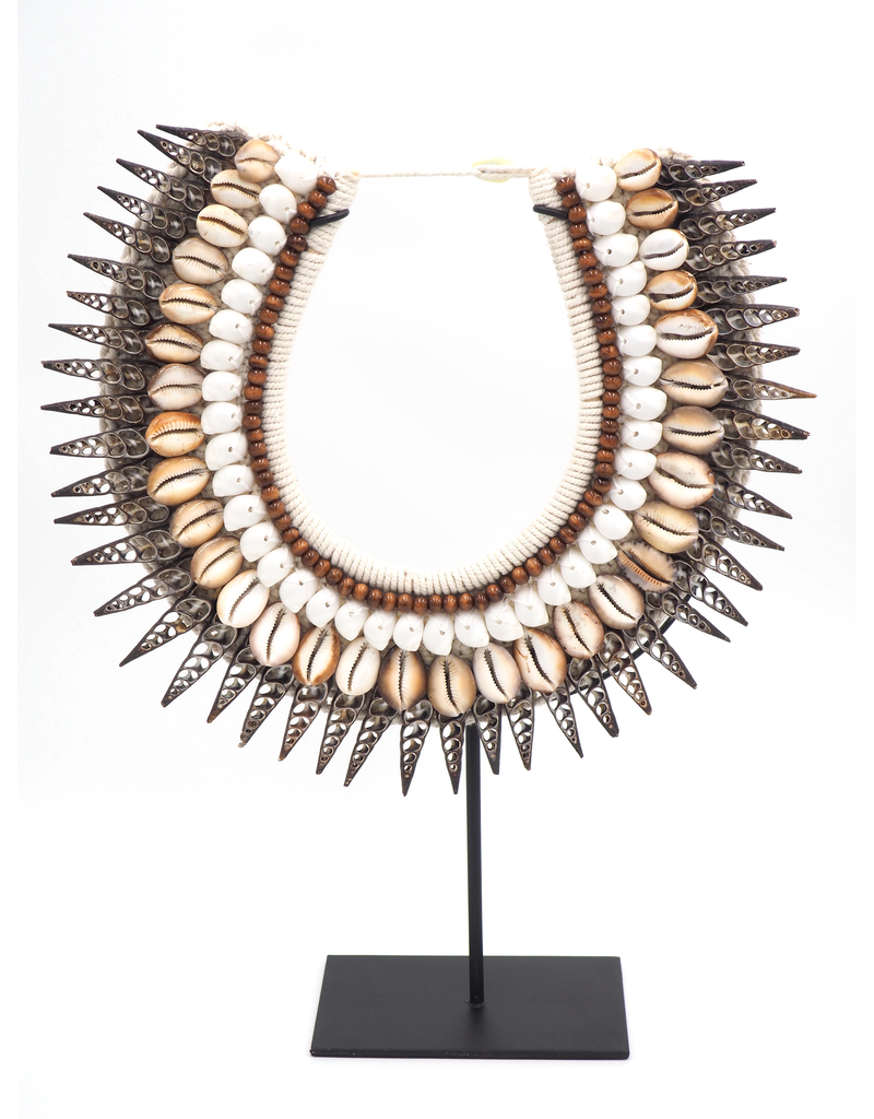 NECKLACE ON STAND
