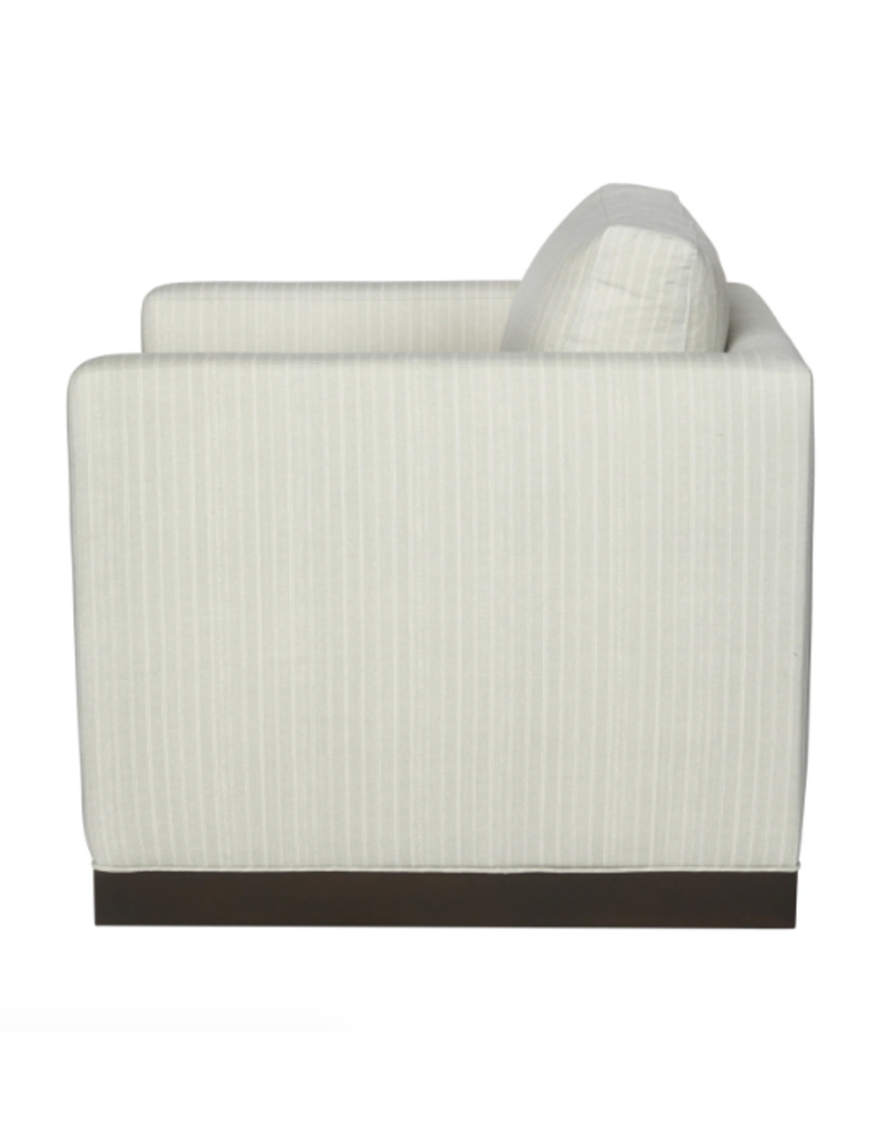 CISCO HOME COSMO MINI CHAIR -ESSENTIALS LINE