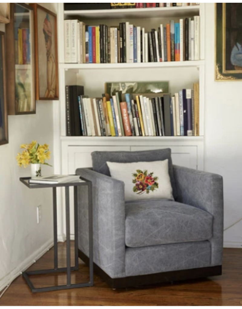 CISCO HOME COSMO MINI CHAIR -ESSENTIALS LINE