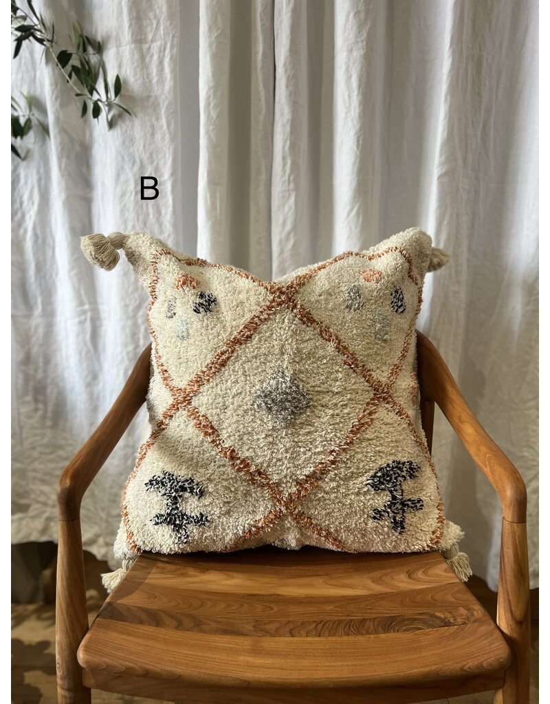 24X24 MOROCCAN SHAG PILLOW