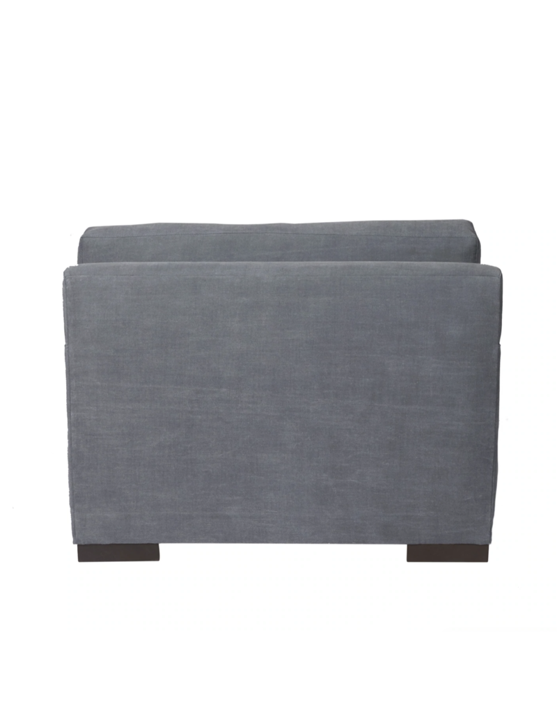 CISCO HOME LOFT CHAIR (ESSENTIALS LINE)