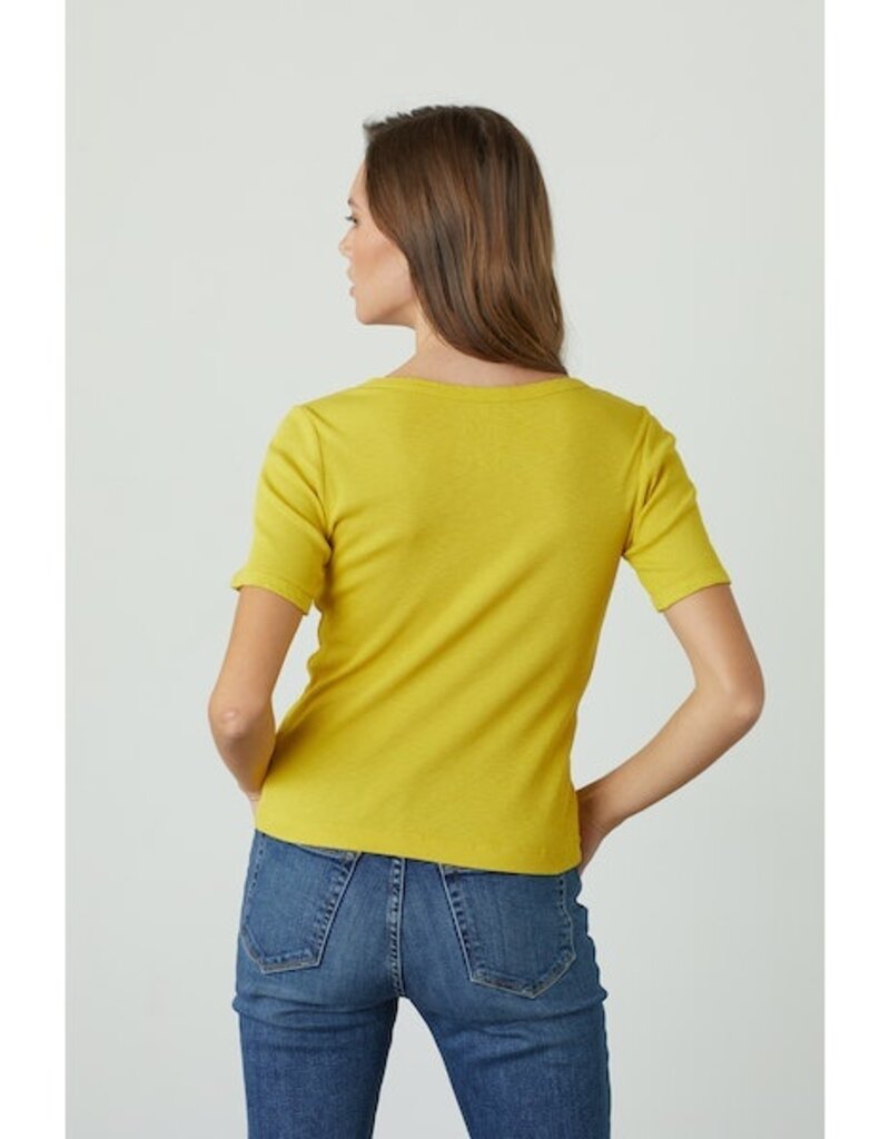 VELVET BY GRAHAM & SPENCER PIXIE TEE IN JOLT