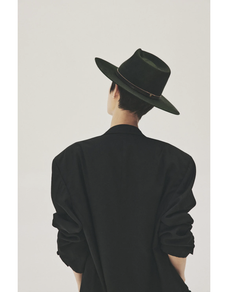 JANESSA LEONÉ WYNN HAT IN DEEP GREEN