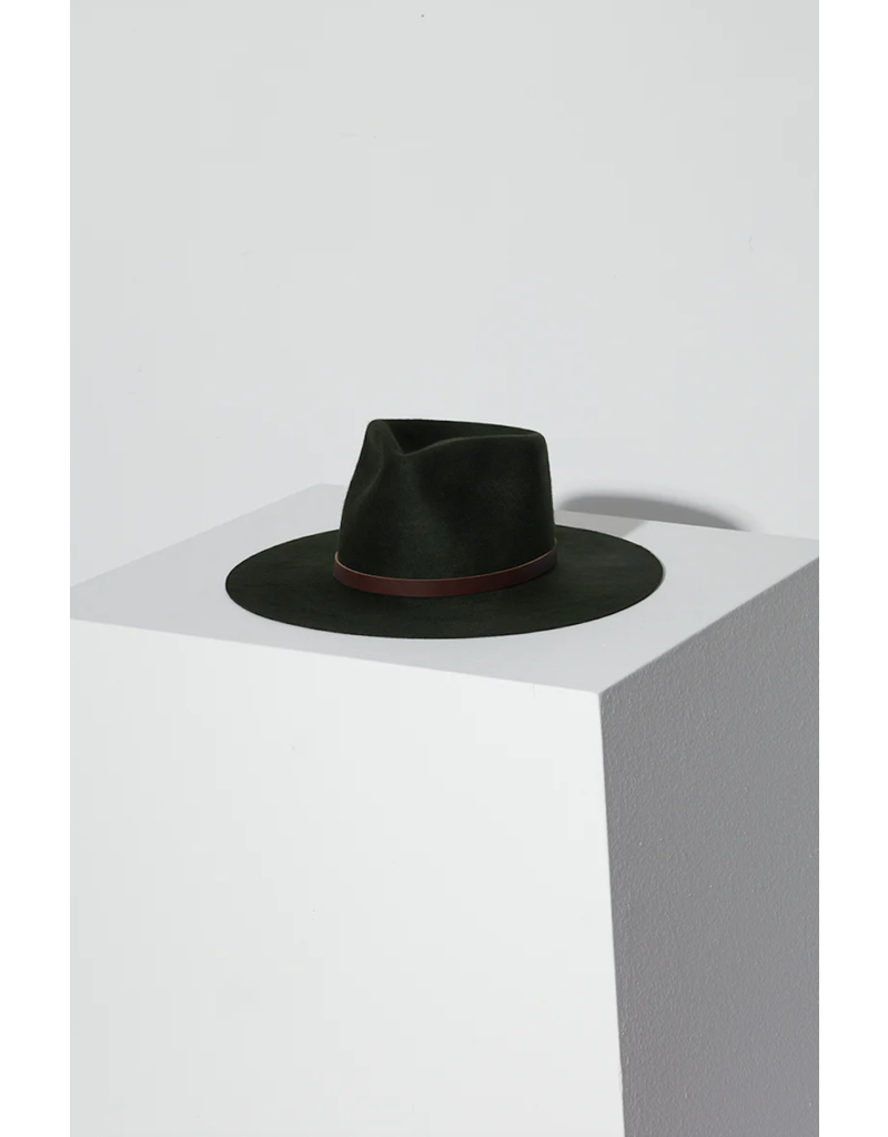 JANESSA LEONÉ WYNN HAT IN DEEP GREEN