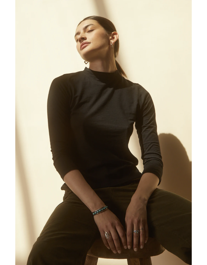 VELVET BY GRAHAM & SPENCER QUINNY LONG SLEEVE 3/4 SLEEVE MOCK NECK TEE