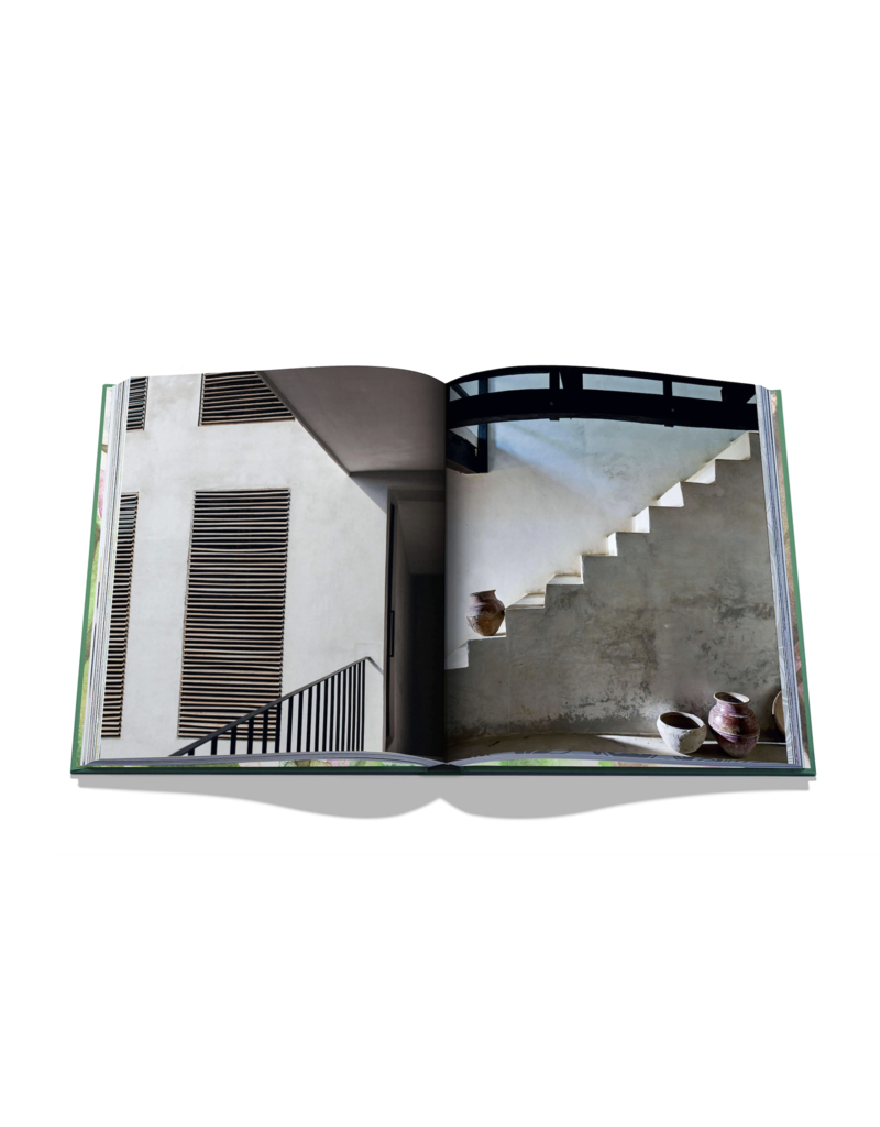 ASSOULINE TULUM GYPSET BY JULIA CHAPLIN