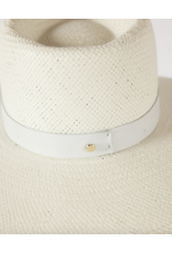JANESSA LEONÉ ZOE FEDORA IN BLEACH