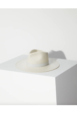 JANESSA LEONÉ ZOE FEDORA IN BLEACH