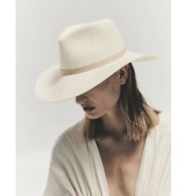 JANESSA LEONÉ SHERMAN HAT IN NATURAL