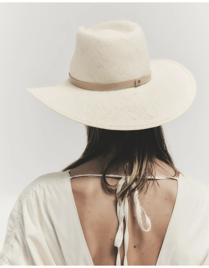 JANESSA LEONÉ SHERMAN HAT IN NATURAL