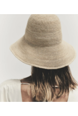 JANESSA LEONÉ TEAGAN HAT IN NATURAL
