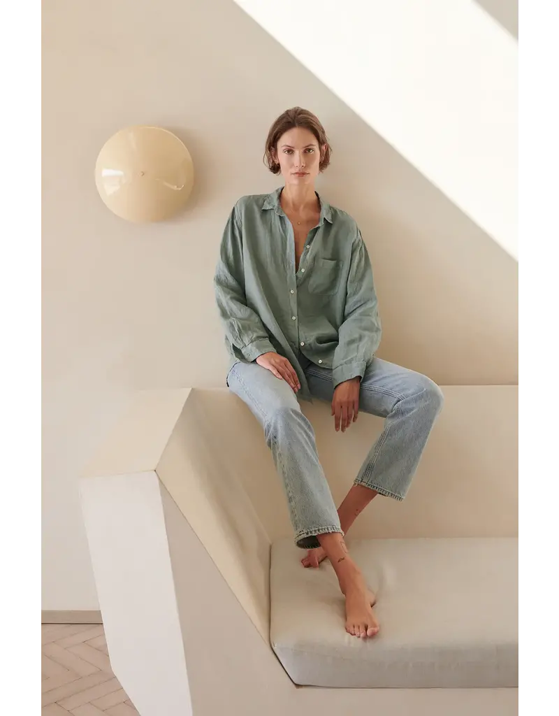 VELVET BY GRAHAM & SPENCER MULHOLLAND SHIRT