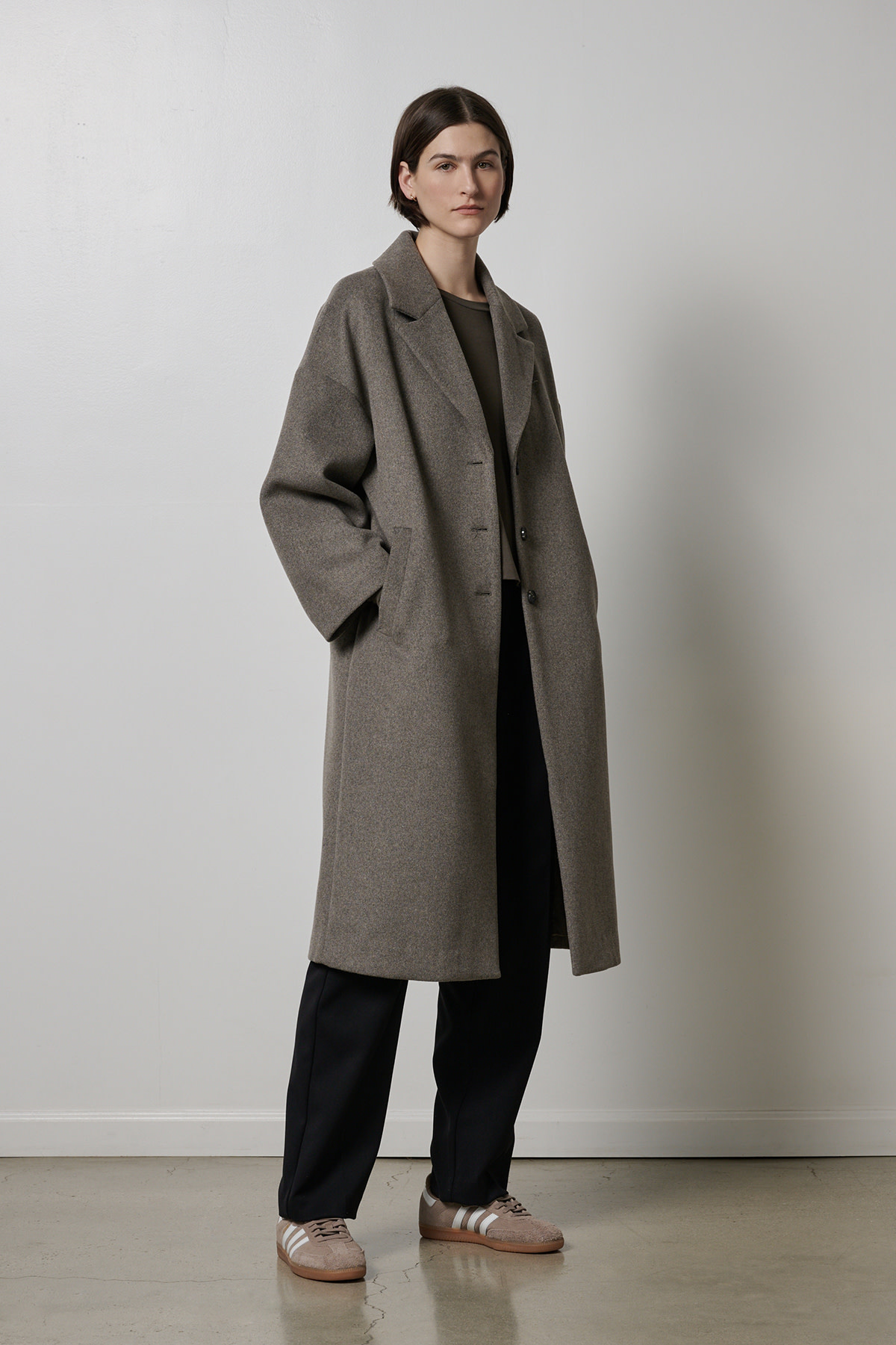 VELVET BY GRAHAM & SPENCER HUNTINGTON COAT IN SMOKE