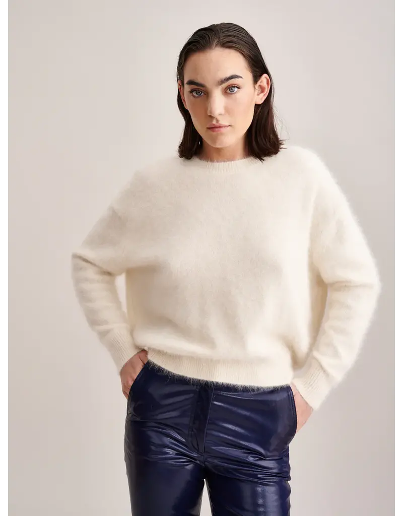 BELLEROSE DATUS SWEATER IN ECRU