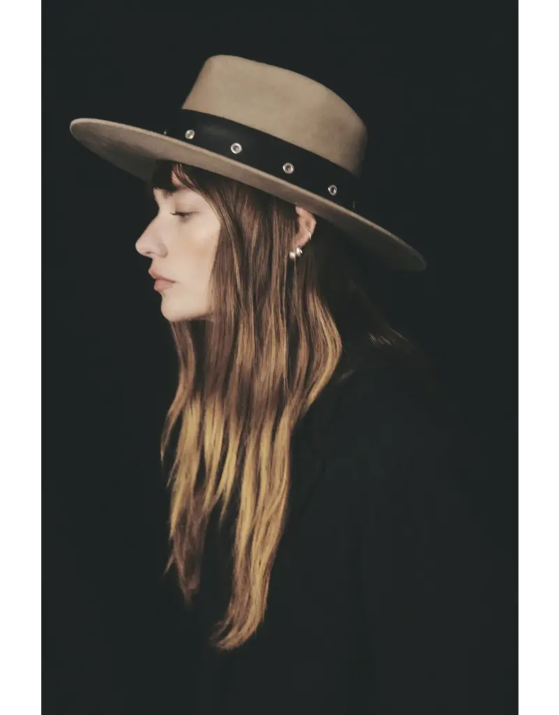 JANESSA LEONÉ BENNETT HAT IN CLAY