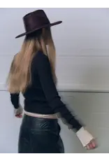 JANESSA LEONÉ SABINA HAT IN BURGUNDY
