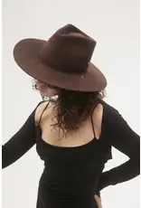 JANESSA LEONÉ SABINA HAT IN BURGUNDY