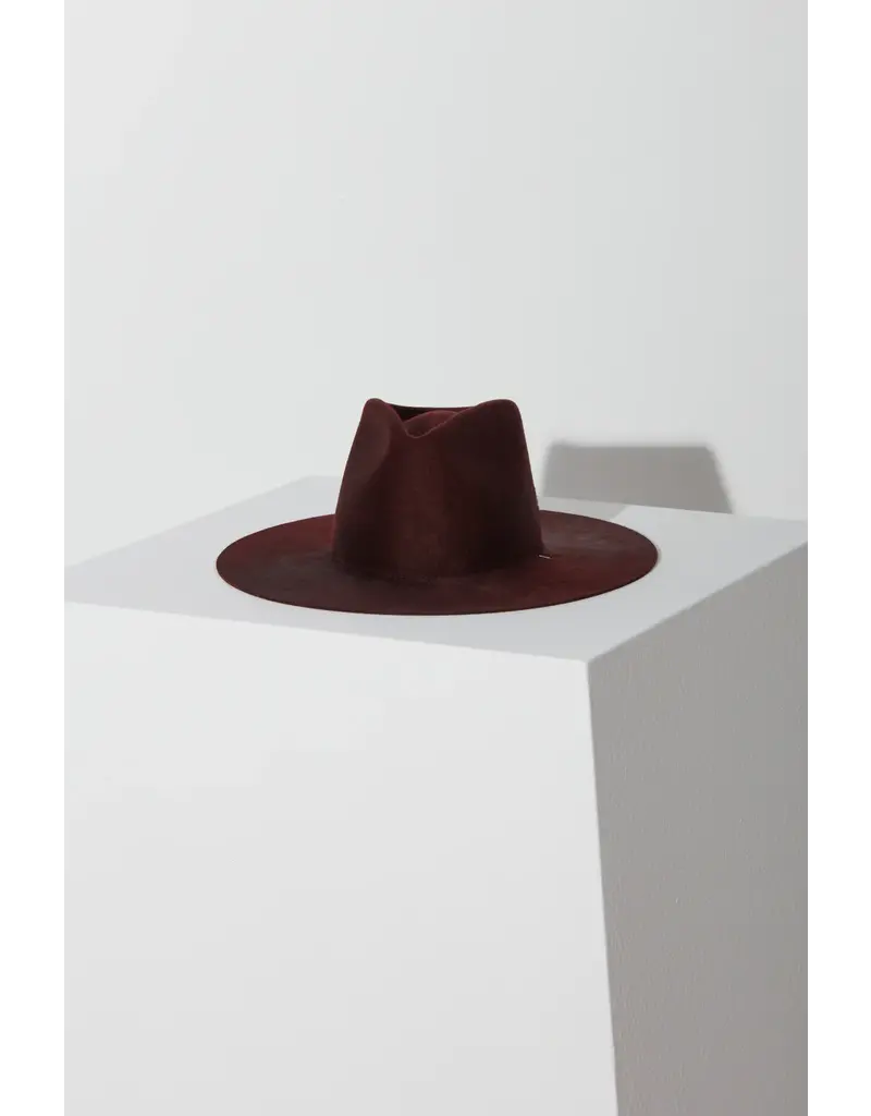 JANESSA LEONÉ SABINA HAT IN BURGUNDY