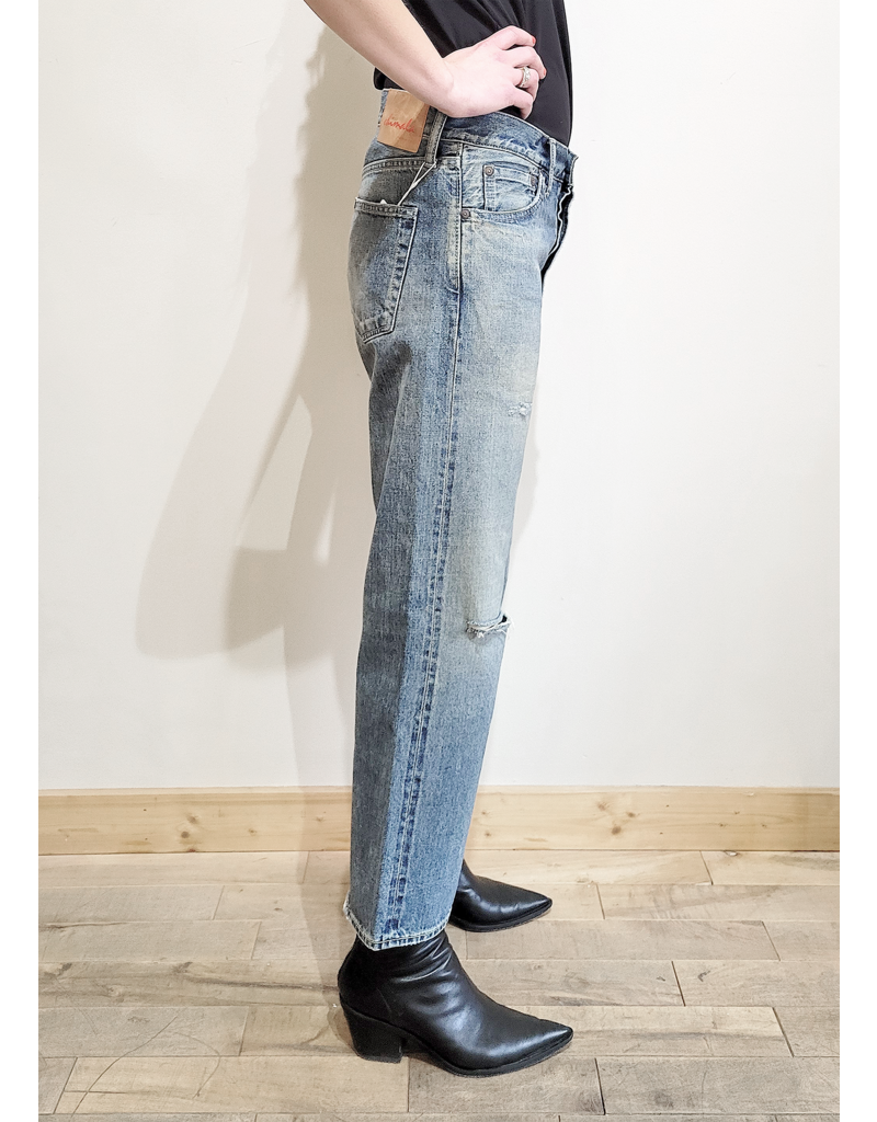 SALVAGED DENIM WIDE TAPERED CUT - Ella's SALVAGED DENIM WIDE TAPERED CUT - Ella's