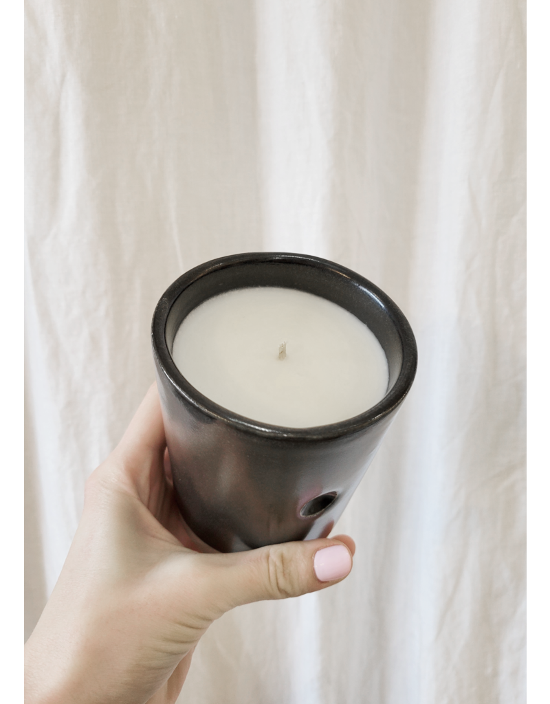 BEN MAIER CERAMICS DIMPLE CUP SINGLE WICK CANDLE
