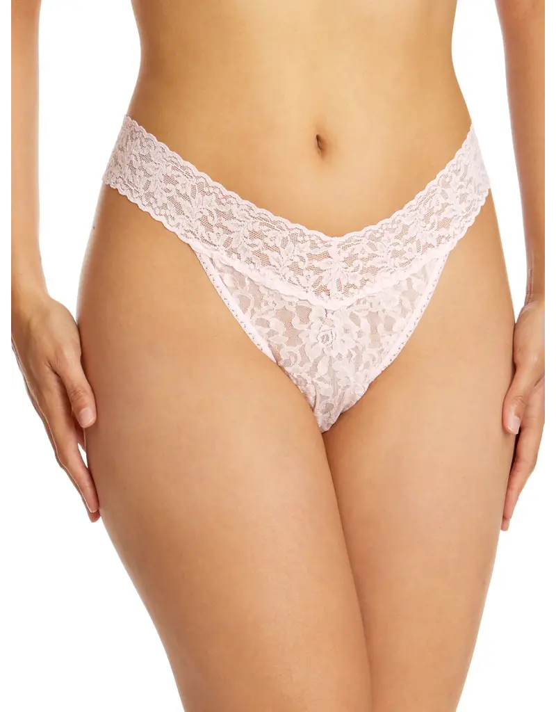 SIGNATURE LACE ORIGINAL THONG IN VARIETY