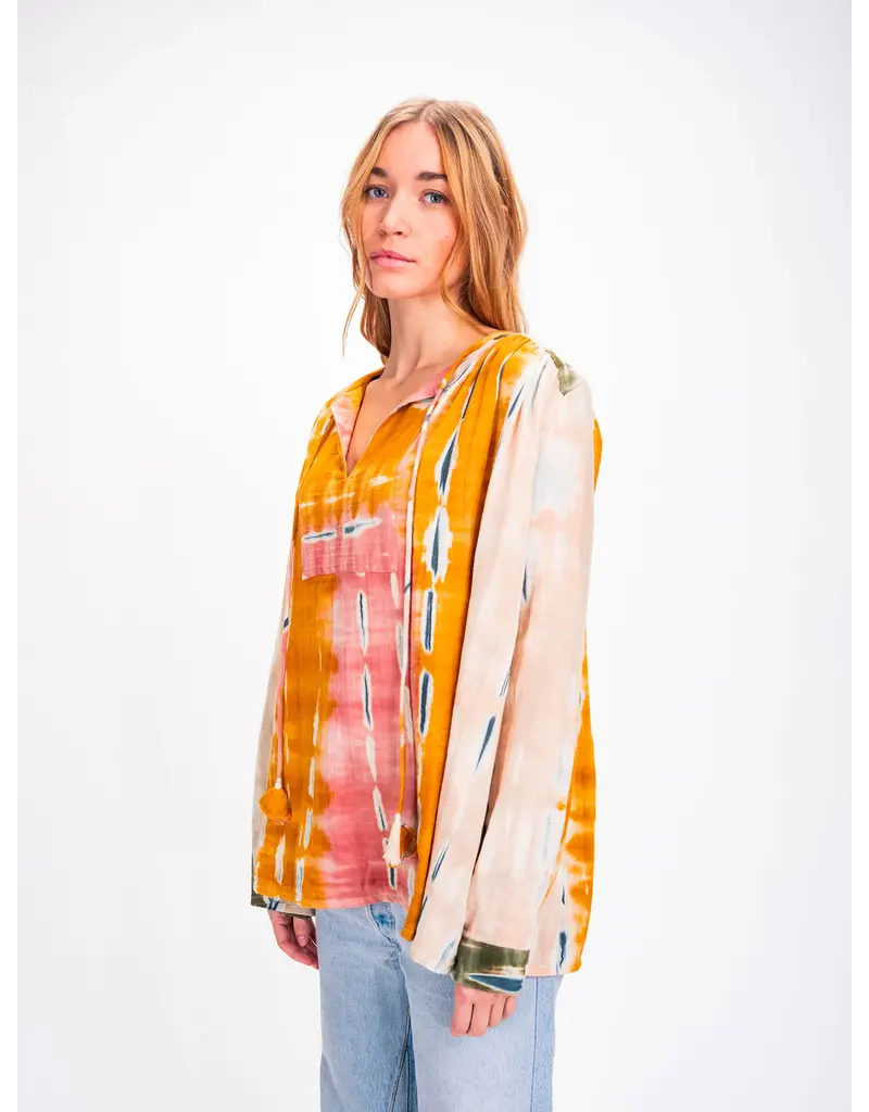 V.DE. VINSTER TIE AND DYE BLOUSE IN PINK