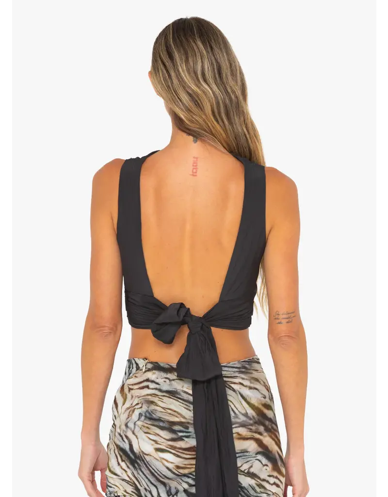 JUST BEE QUEEN ADELINE TOP IN BLACK
