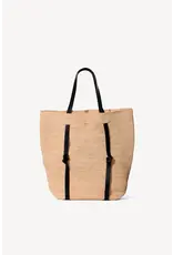 JANESSA LEONÉ TANNER STRAW HANDBAG IN NATURAL