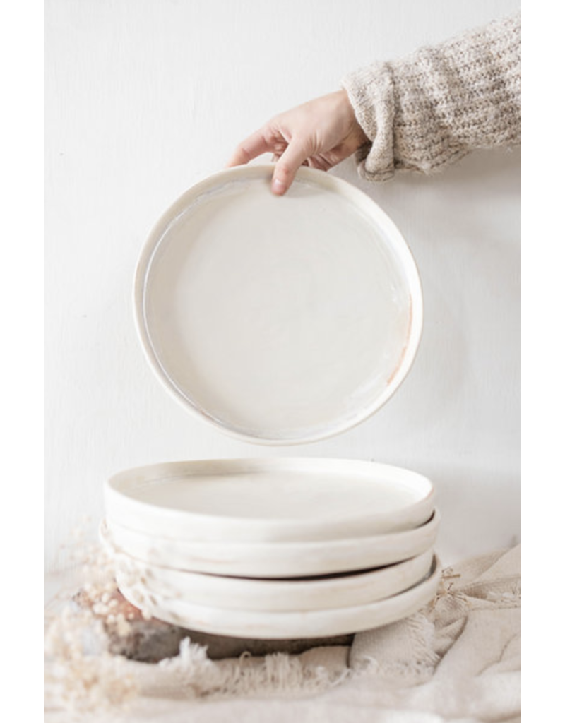 NIIK OPALESCENT RIMMED DINNER PLATES