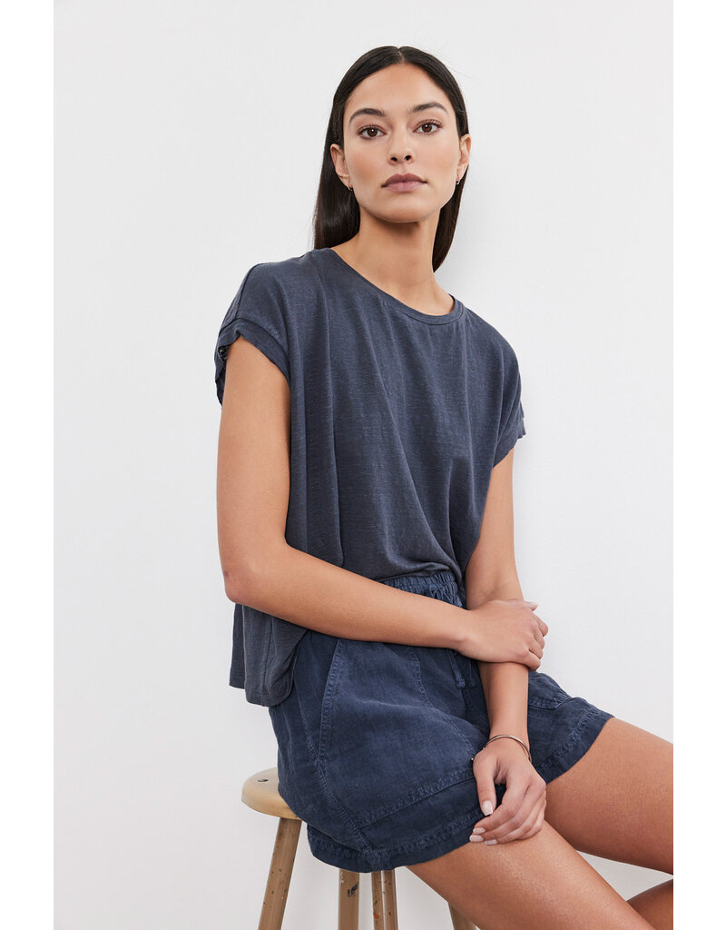 VELVET BY GRAHAM & SPENCER HUDSON CREW NECK TEE IN SHADOW