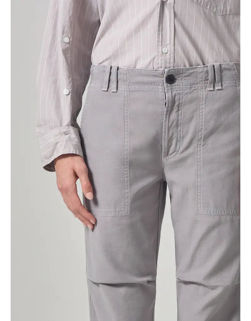 CITIZENS OF HUMANITY AGNI UTILITY TROUSER IN TAUPE