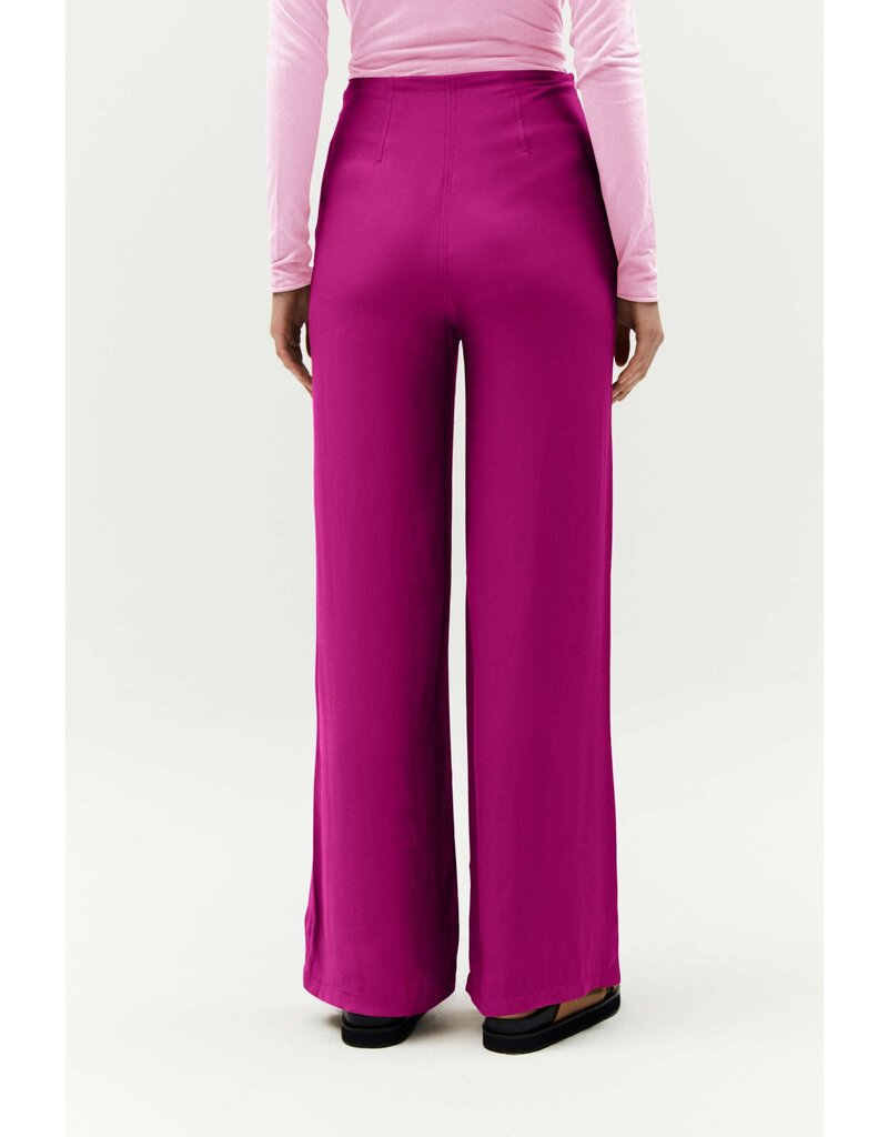 HUMANOID LOEKA TROUSERS IN BERRY