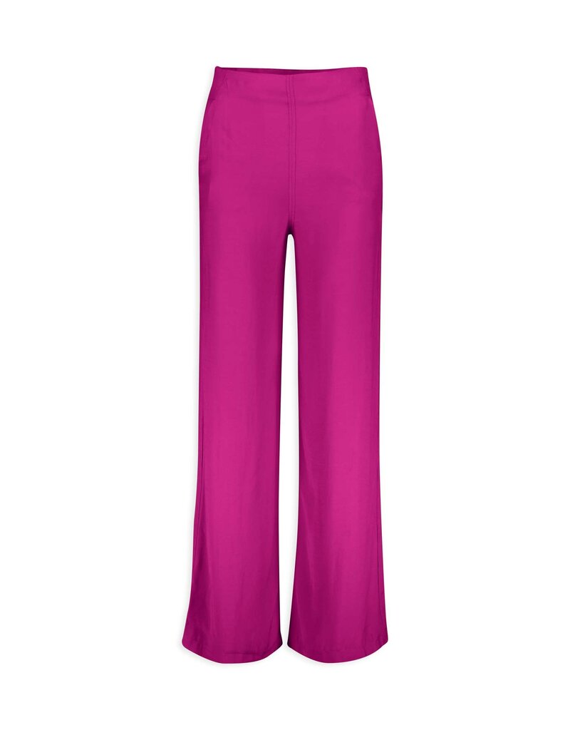 HUMANOID LOEKA TROUSERS IN BERRY