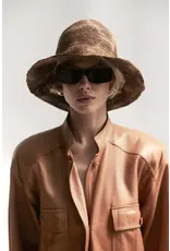 JANESSA LEONÉ TEAGAN BUCKET IN BROWN