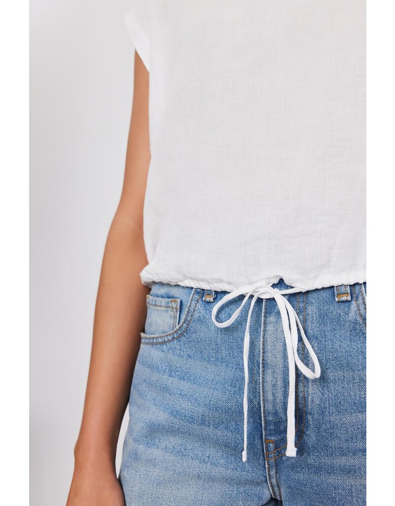 VELVET BY GRAHAM & SPENCER BAYLA LINEN TOP IN WHITE
