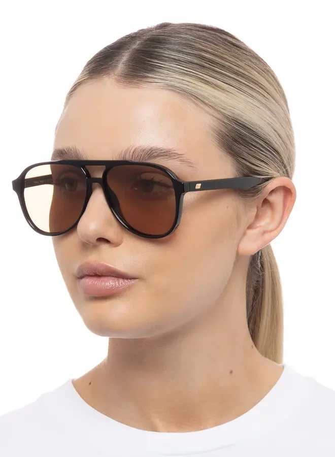 TRAGIC MAGIC SUNGLASSES IN BLACK + TAN