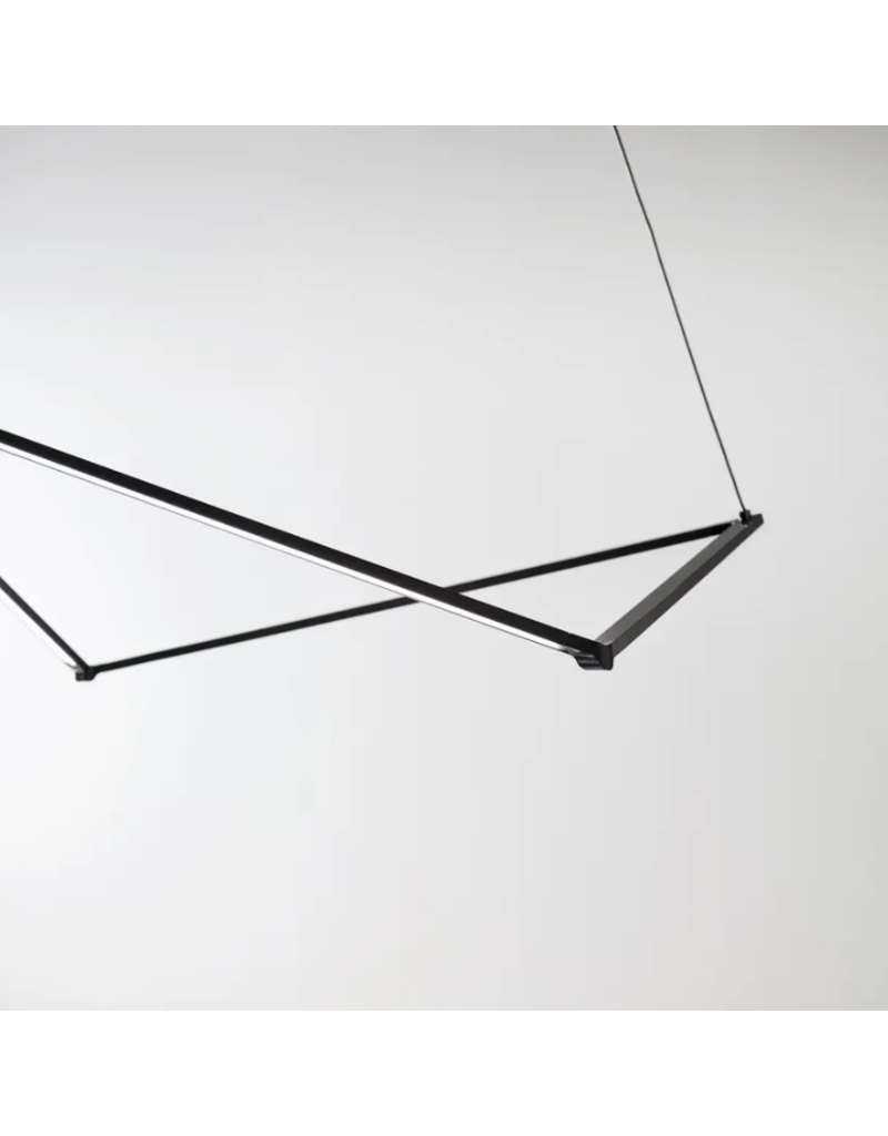 BALTO LINEAR SUSPENSION CHANDELIER | GUNMETAL |