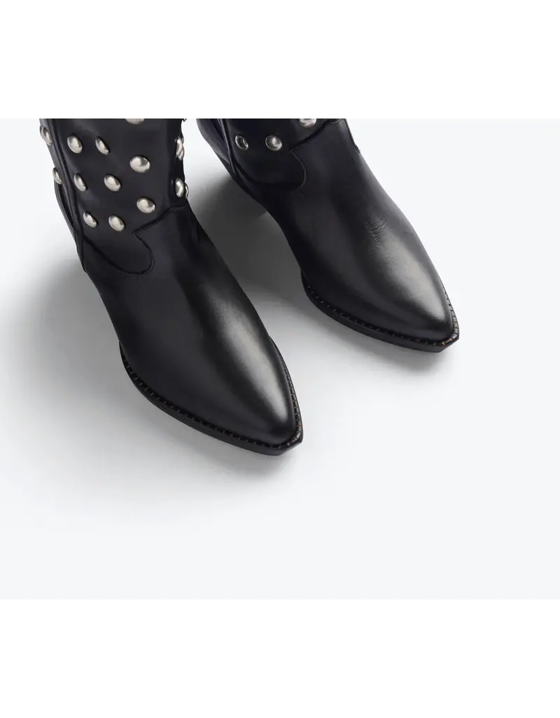 FREDA SALVADOR LORETTA WESTERN BOOT IN BLACK CALF WITH STUDS
