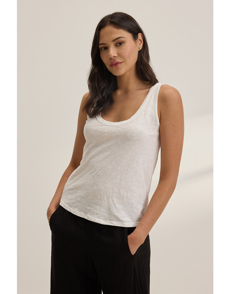 VELVET BY GRAHAM & SPENCER AYA TANK IN WHITE