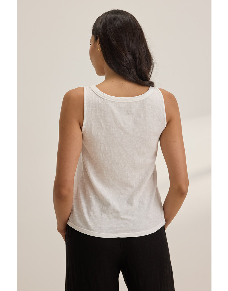 VELVET BY GRAHAM & SPENCER AYA TANK IN WHITE