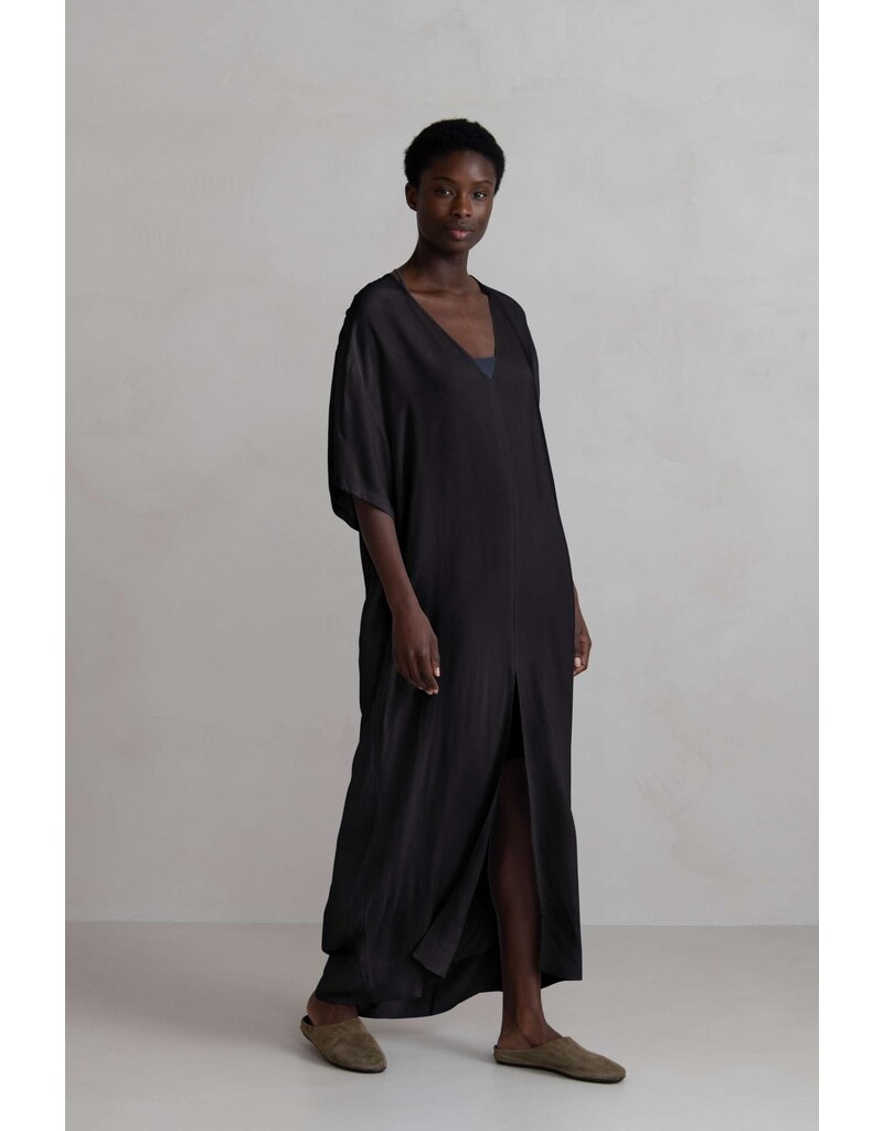 HUMANOID DEZI DRESS IN BLACK