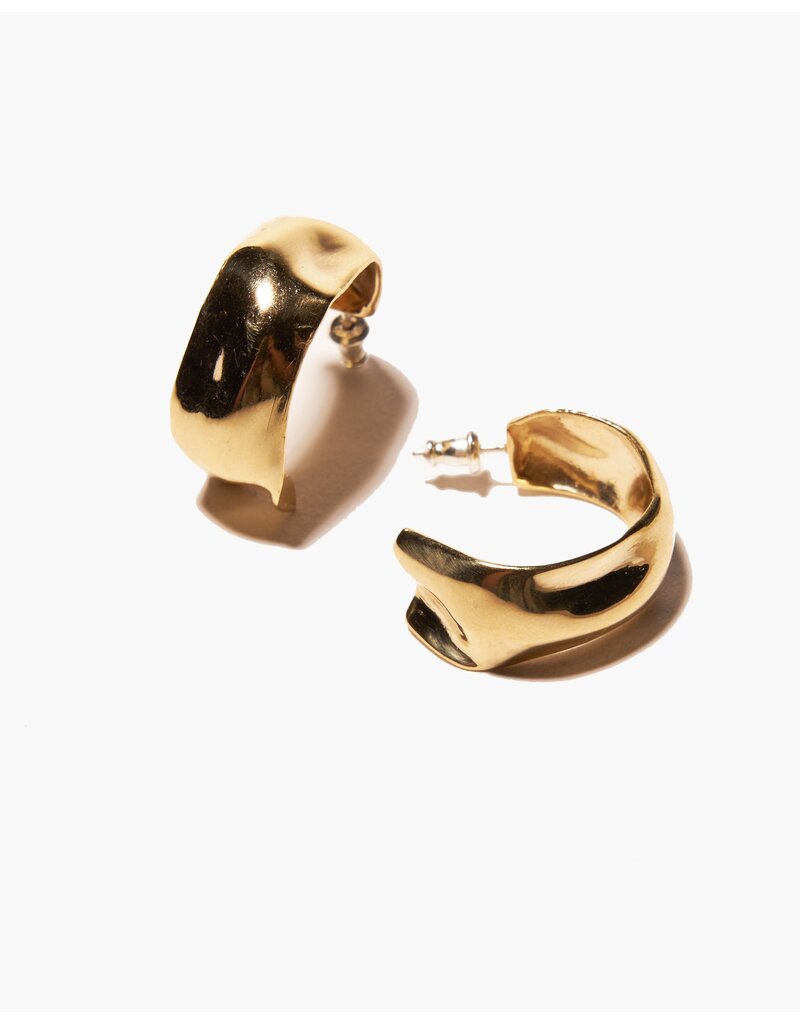 ODETTE SANNE HOOP EARRINGS IN BRASS
