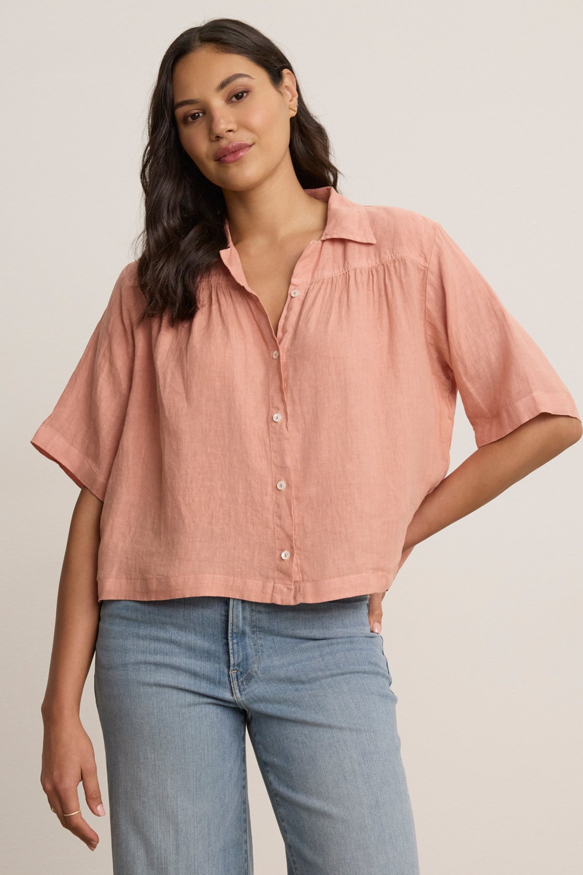 VELVET BY GRAHAM & SPENCER ROWAN LINEN BUTTON UP IN FLIRTY