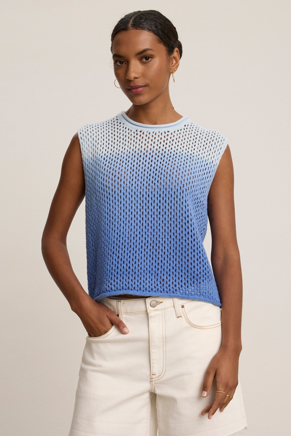 VELVET BY GRAHAM & SPENCER NINA CASHMERE MESH TOP IN HORIZON