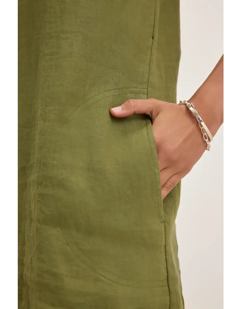 VELVET BY GRAHAM & SPENCER LARA LINEN DRESS IN SAP