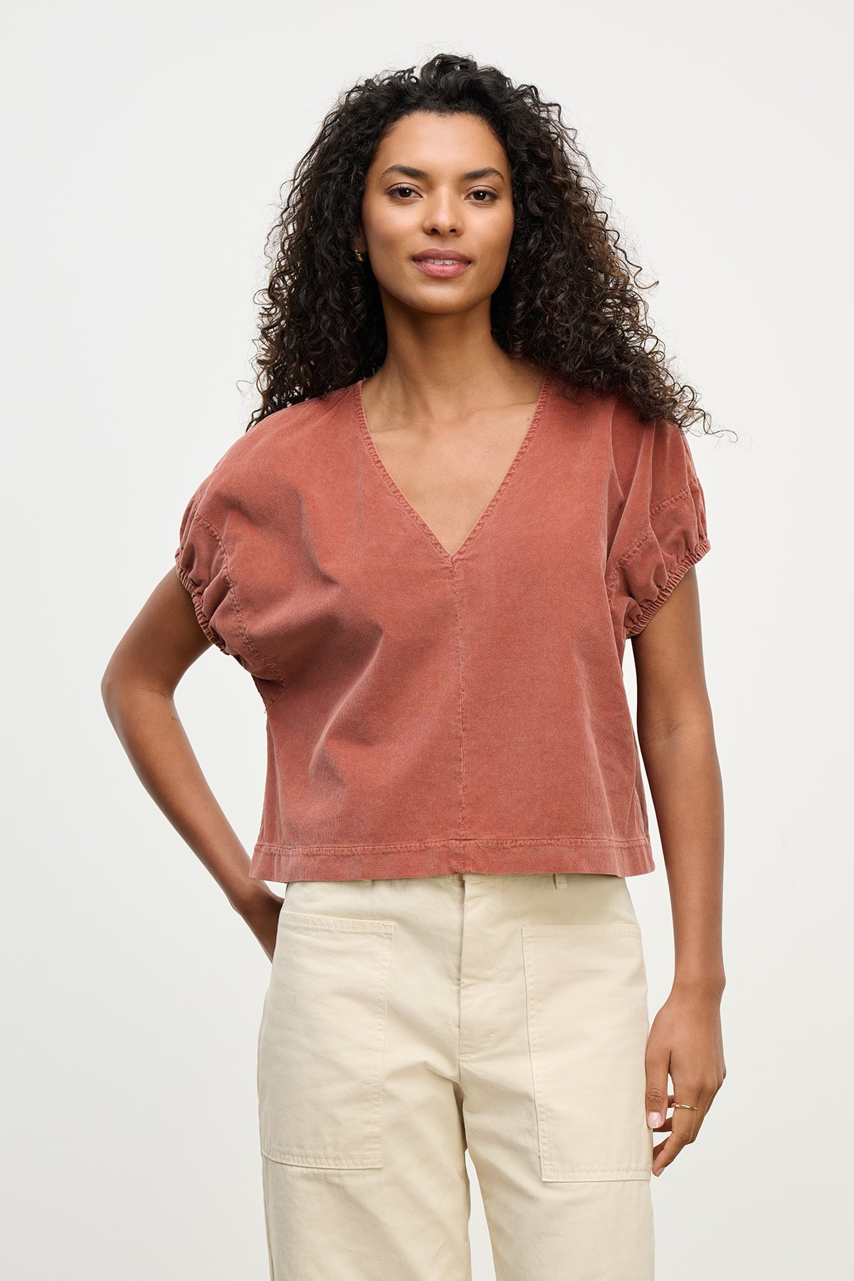 VELVET BY GRAHAM & SPENCER MAI TOP IN MAPLE
