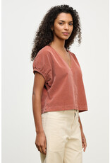 VELVET BY GRAHAM & SPENCER MAI TOP IN MAPLE