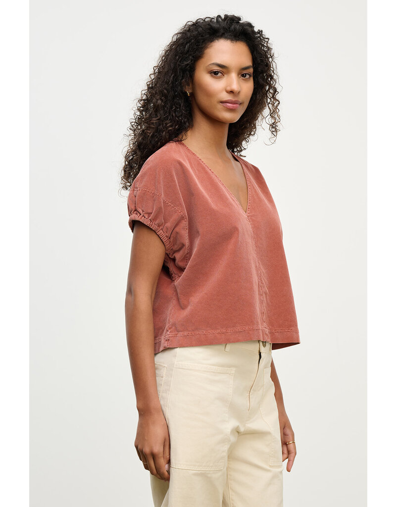VELVET BY GRAHAM & SPENCER MAI TOP IN MAPLE