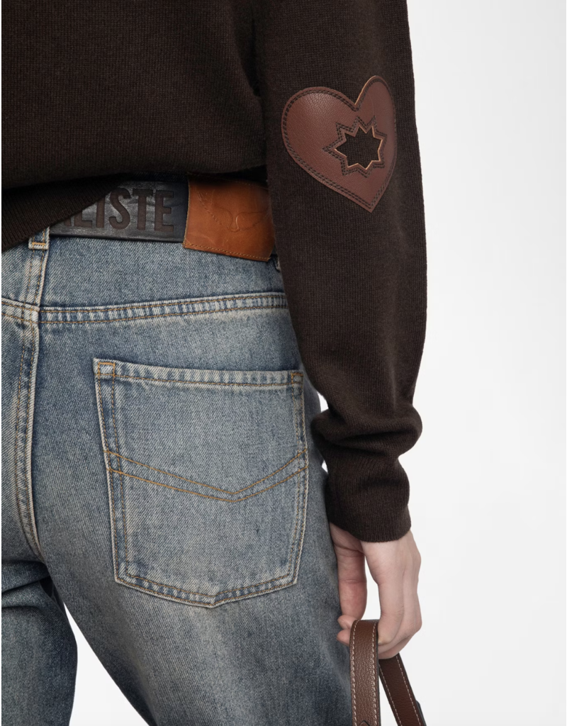 CICI PATCH HEART SWEATER IN DARK CHOCOLATE